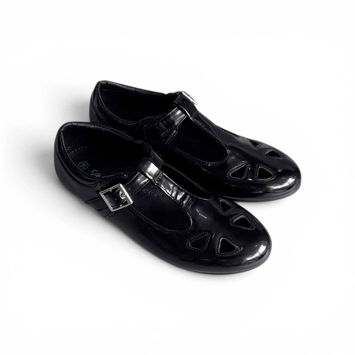 Nimi patent shoes