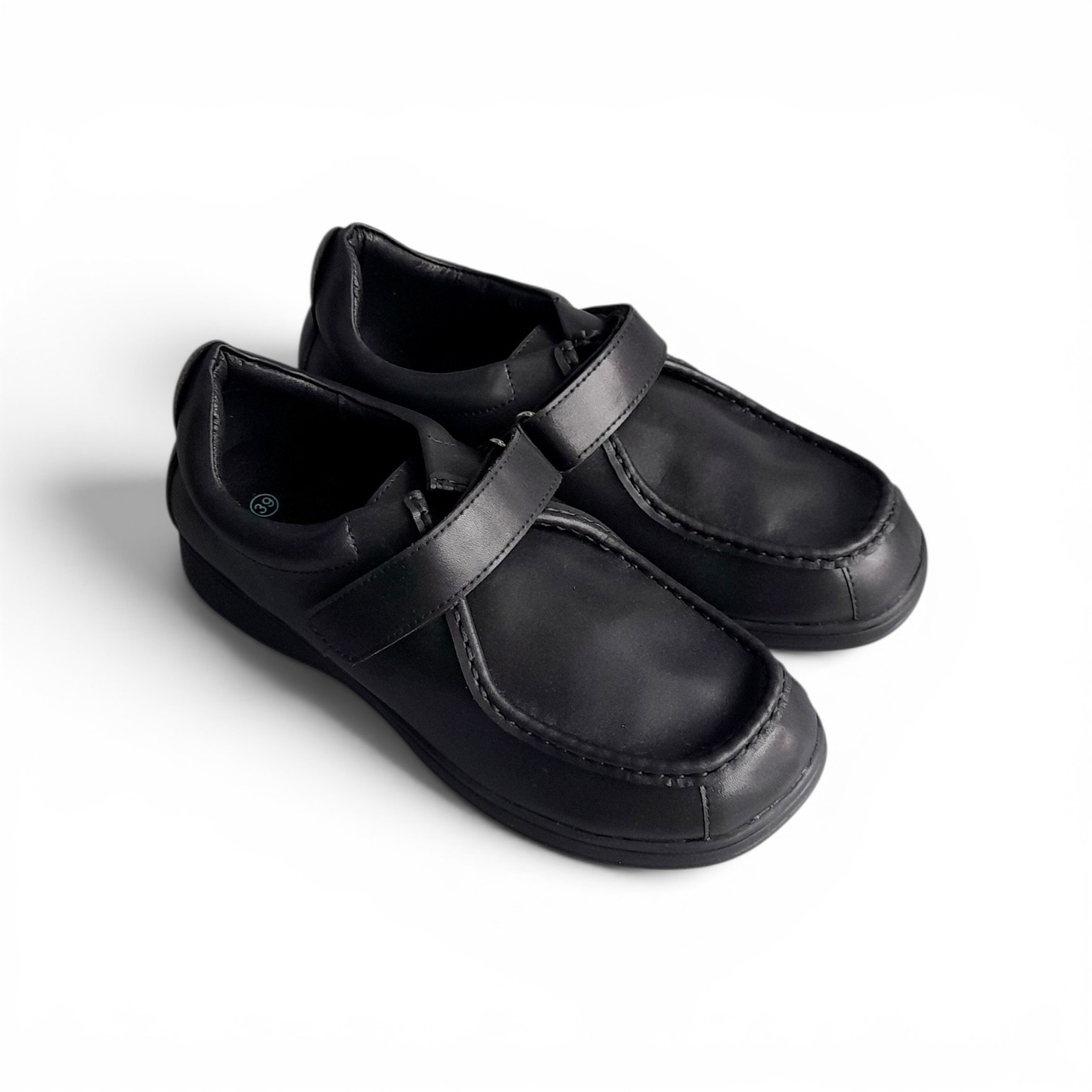 Lummy Velcro shoes
